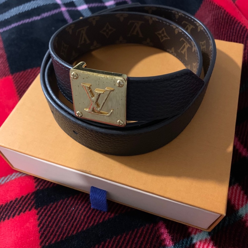 Authentic LOUIS VUITTON Reversible Monogram Belt